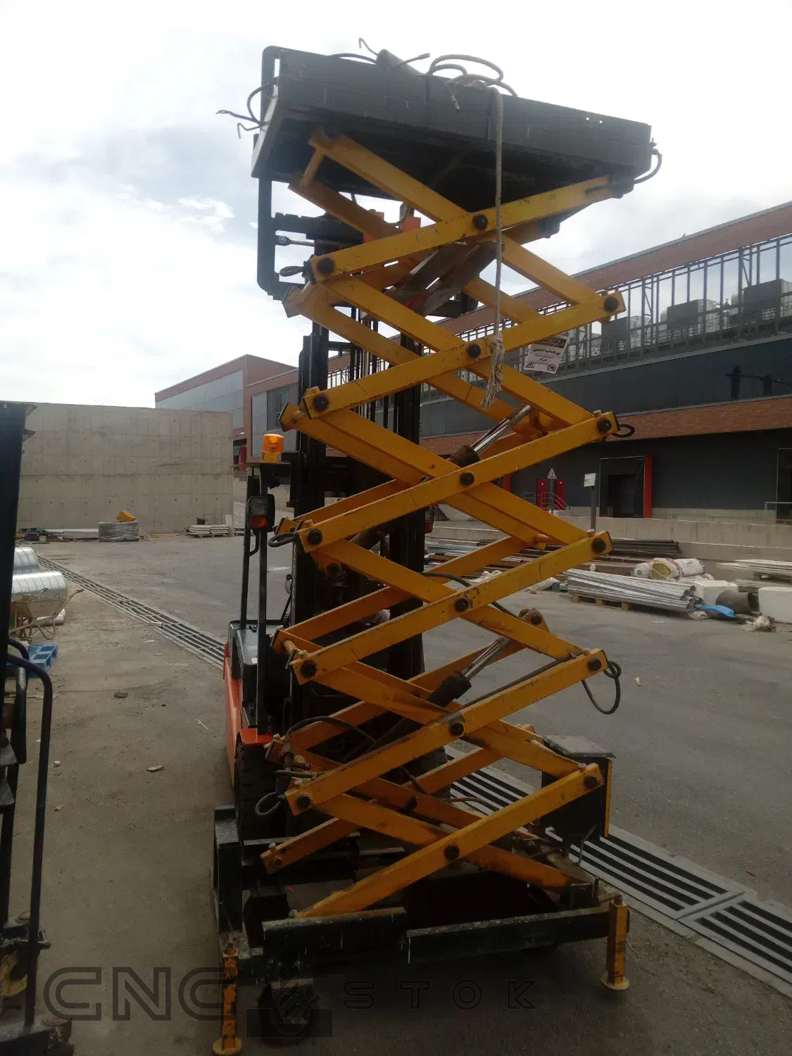 خدمات تخصصی تعمیرات صنعتی و هیدرولیک