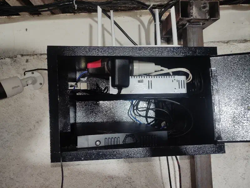 طراحی و نصب تخصصی سیستم‌های امنیتی و نظارتی در تهران