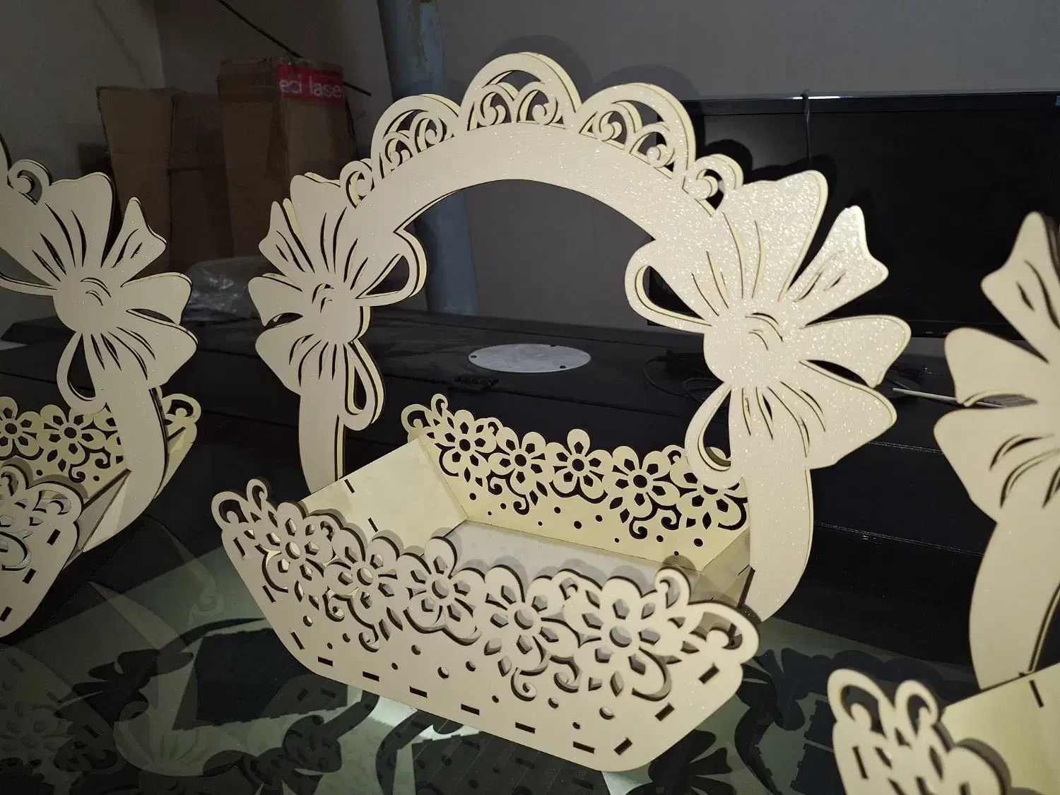 خدمات تخصصی برش و حکاکی لیزر و CNC کیفیت و دقت در کار