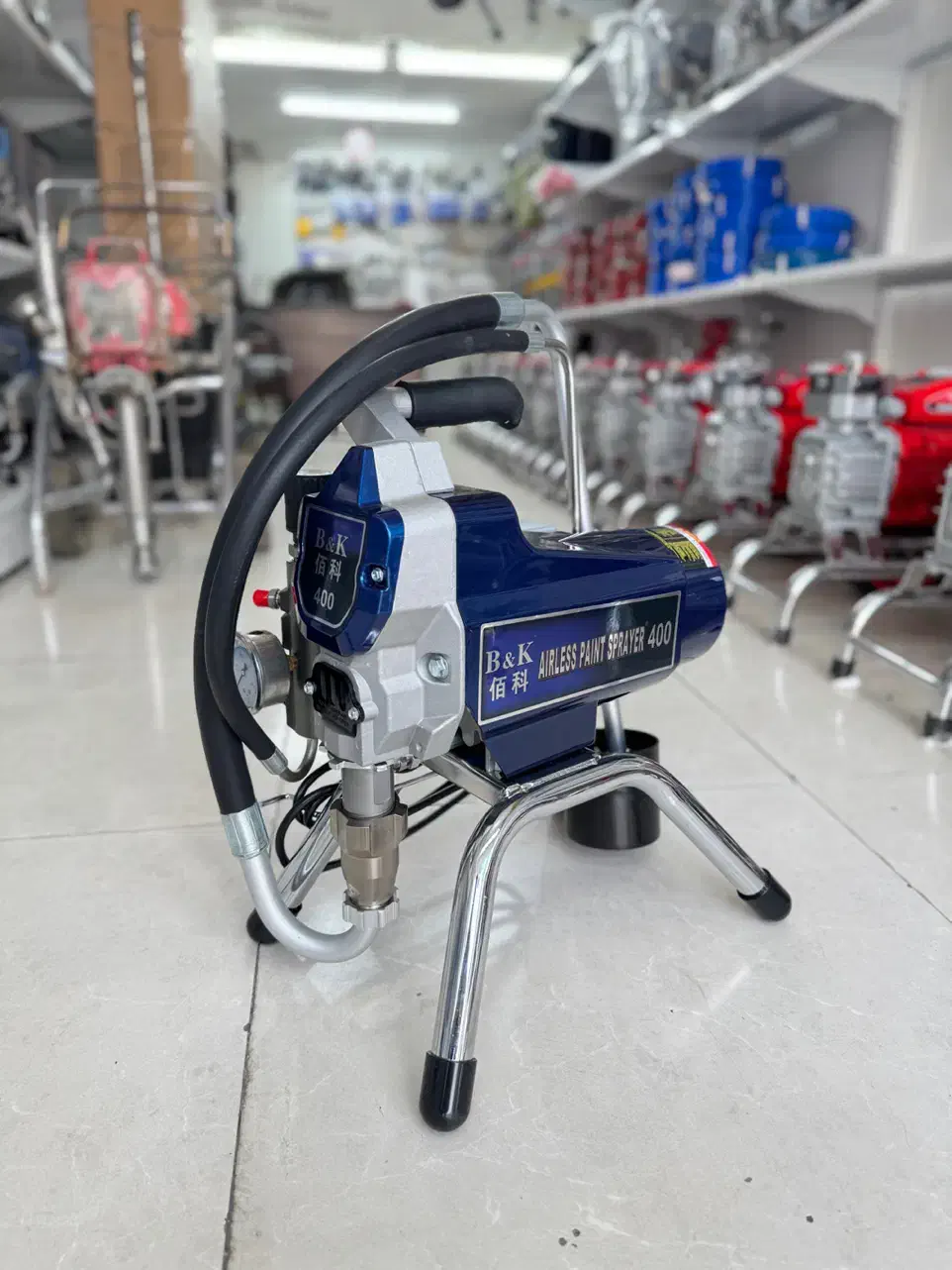 رنگپاش ایرلس B&K 400: قدرت و قابلیت‌هایی بی‌نظیر برای رنگ‌پاشی حرفه‌ای